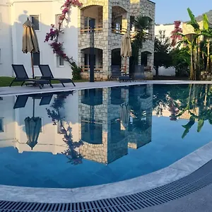 صن غاردن أبارت يالِكافاك